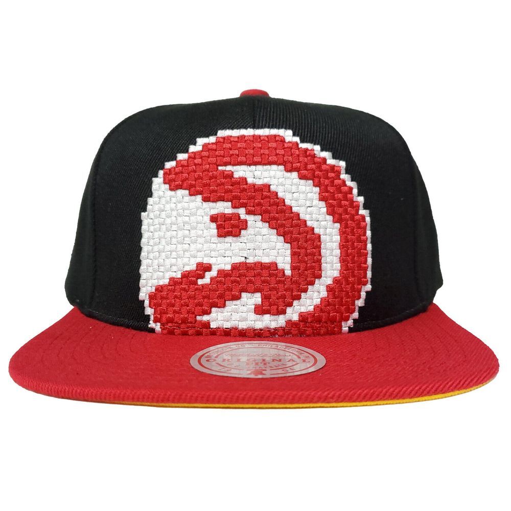 Atlanta Hawks Mitchell & Ness‎ NBA Snapback Cap Hat 3D Logo 8-Bit Black Red NWT